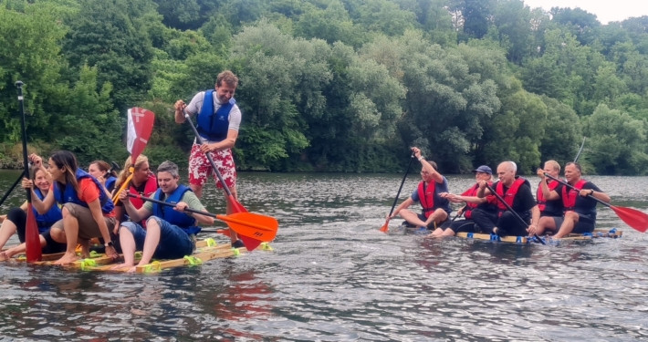 Floßbau-Teamevent Die Zugvögel
