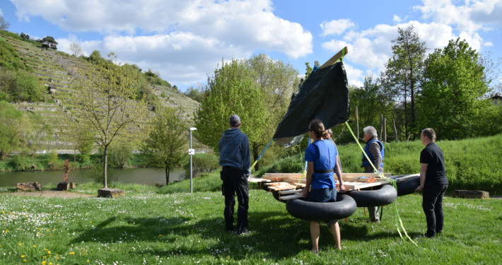 Floßbau Walheim Neckar Teamevent (18)