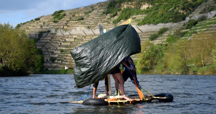 Floßbau Walheim Neckar Teamevent (27)